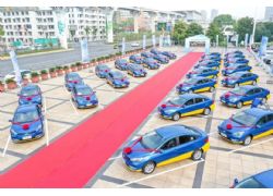 正式交付！蕪湖電動(dòng)出租車來(lái)了！