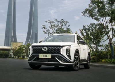 同樣是車機交互，ix35升級版-沐颯能甩對手幾條街？