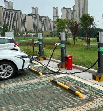 全市新能源充電樁數(shù)量已達3.2萬多個